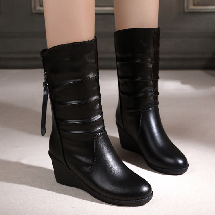 Cozy Winter Boots With Soft Mid-Calf Height